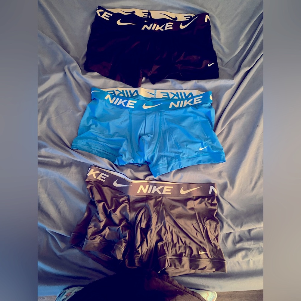 3 brand new pair of never worn Nike boxer briefs. Retails is $48